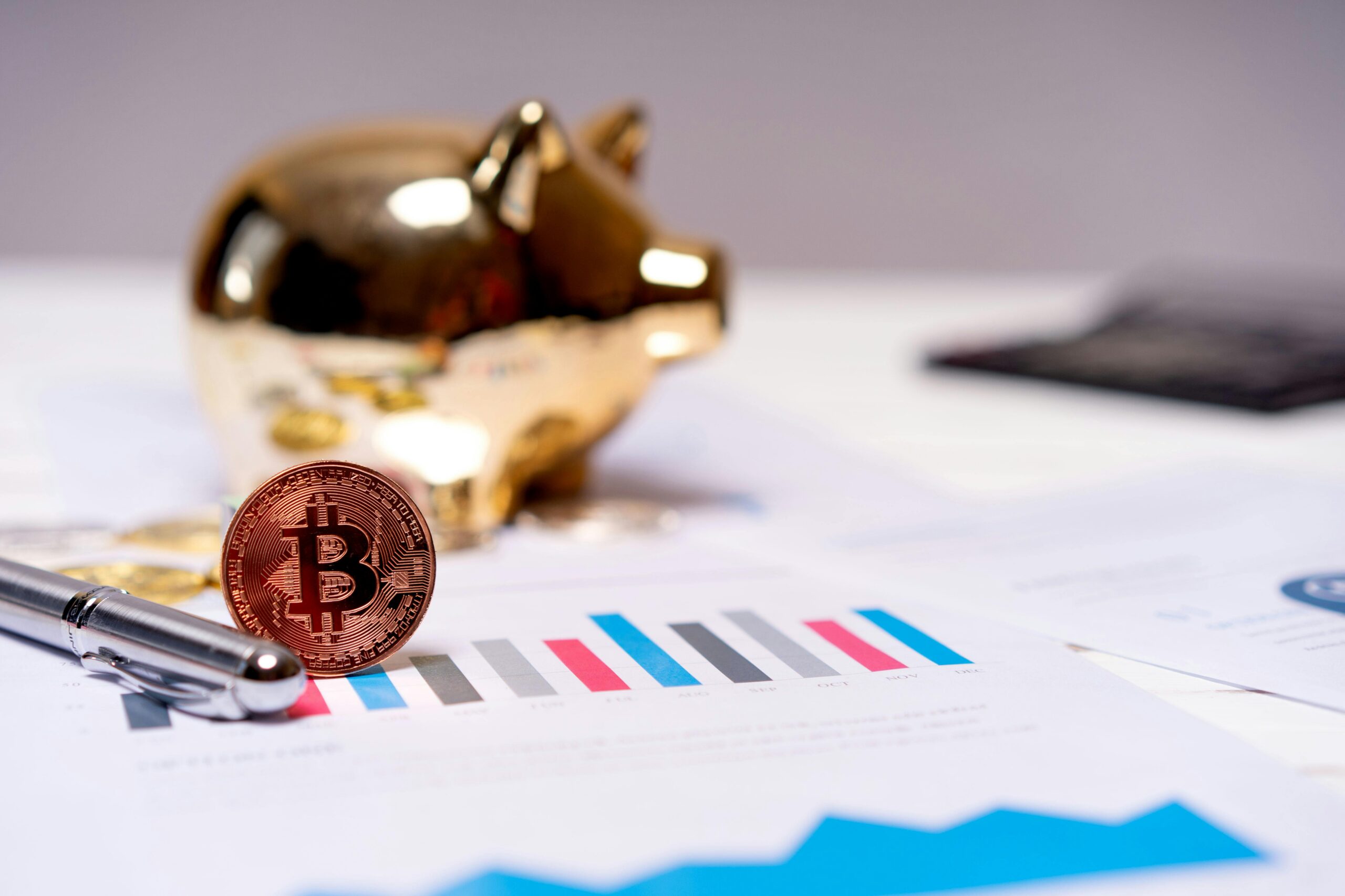 The Intersection of FinTech and HealthTech: Managing Medical Expenses Smarter in 2026