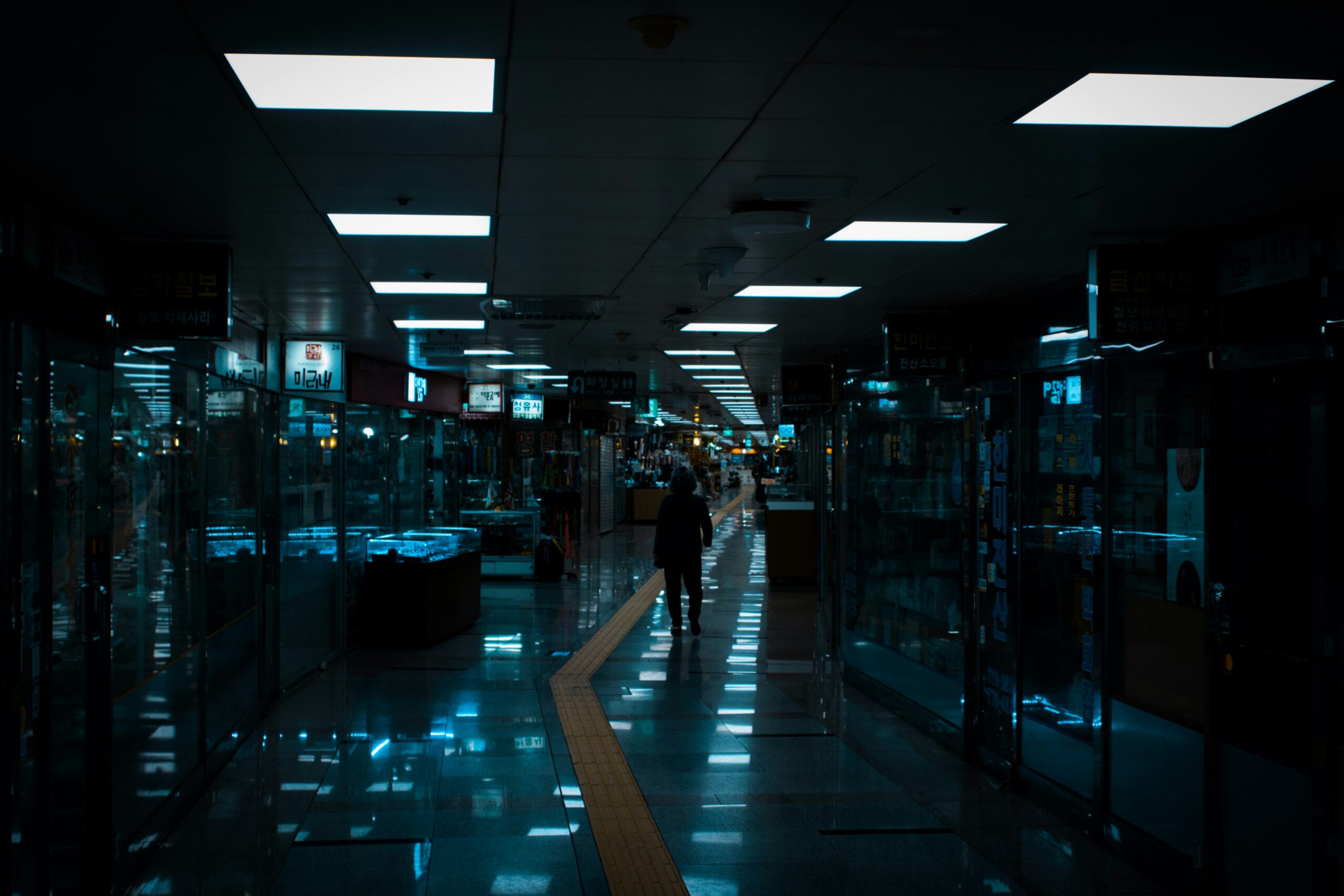 Beyond the Firewall: How Blockchain is Redefining Security for Medical and Financial Health Data in 2026